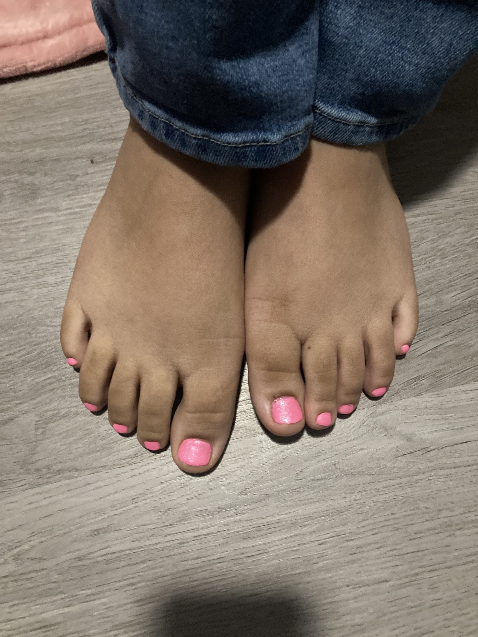 Red Nails nail photo 5